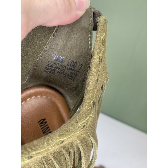 Minnetonka Womens Wedge Sandals Size 7 Green Suede Fringe Western Festival - Picture 4 of 12